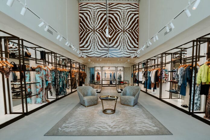 Roberto Cavalli raddoppia presenza a Ibiza