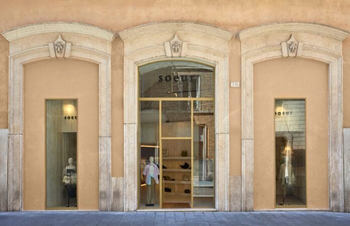 Soeur apre a Roma